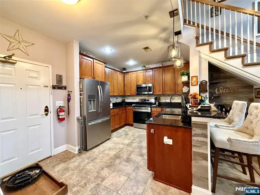 6409 Brookhaven Court, Riverdale, NJ 07457 - Image #2
