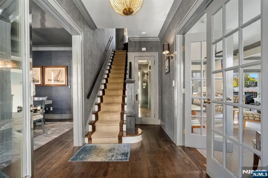 257 Elm Avenue, Teaneck, NJ 07666 - Image #2