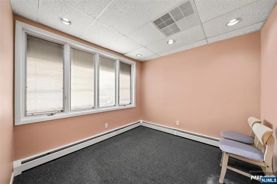 22-05 Maple Avenue, Fair Lawn, NJ 07410 - Image #3