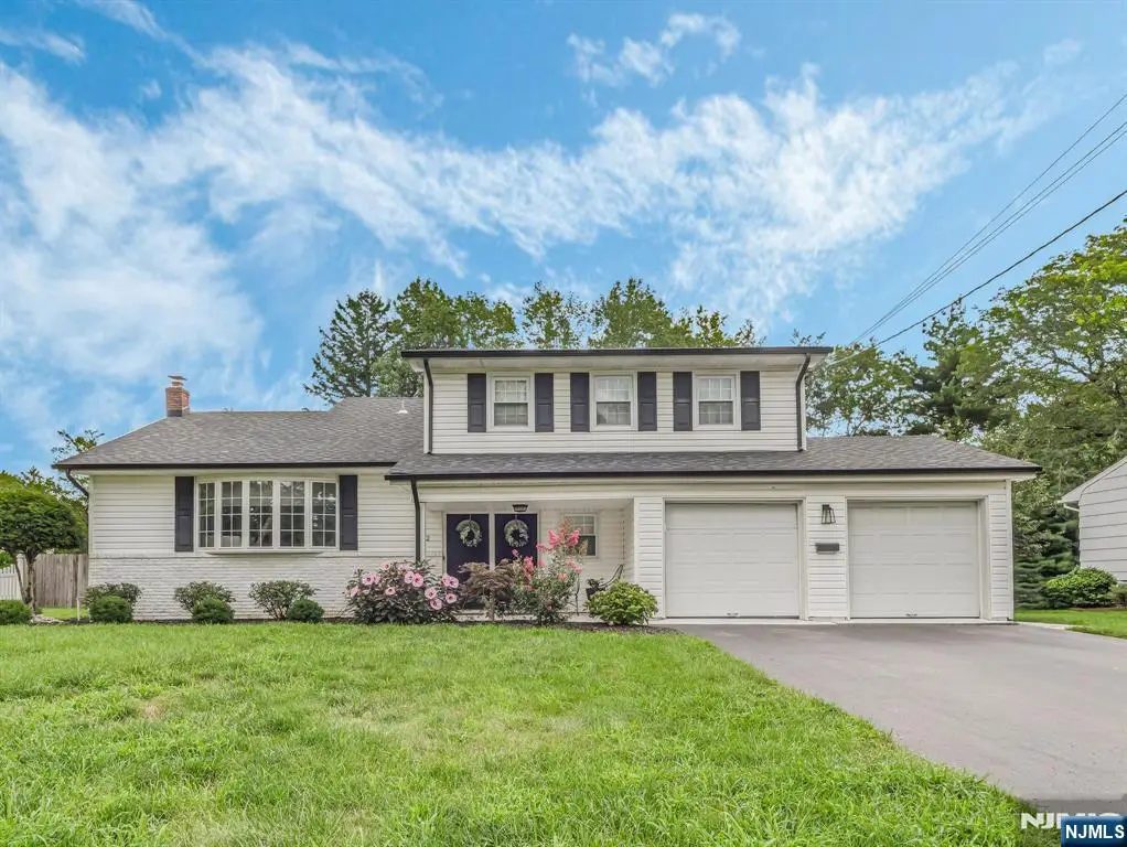 202 Andover Drive, Wayne, NJ 07470 - Image #1