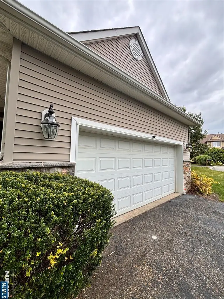 5 Little Tarn Court, Hamburg, NJ 07419 - Image #3