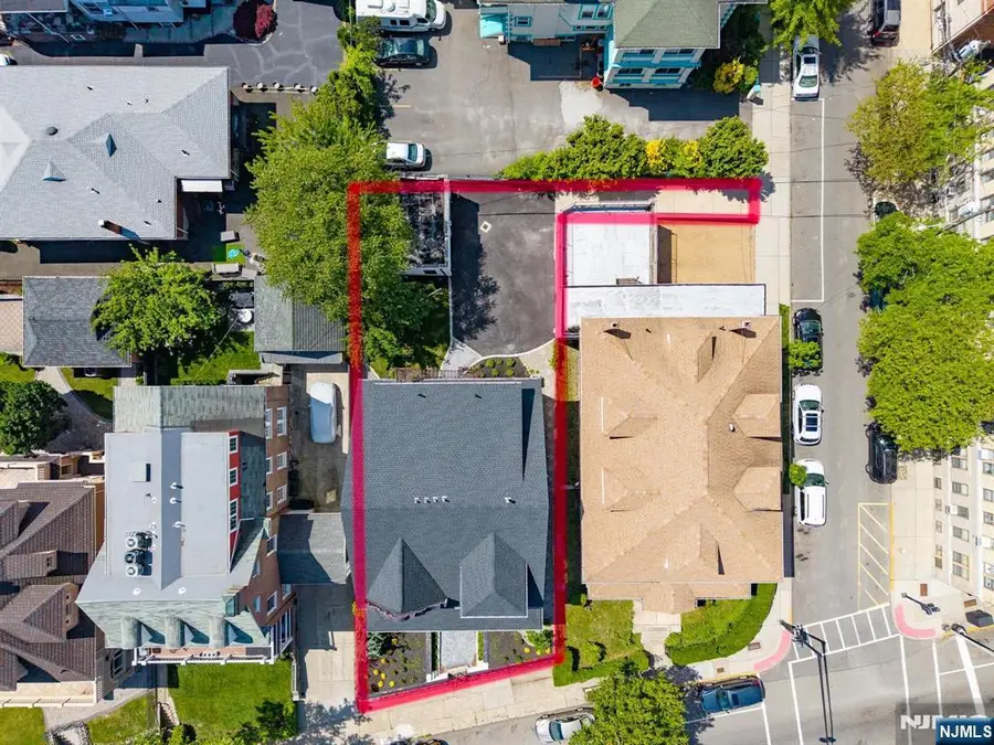 829 Boulevard East, Weehawken, NJ 07086 - Image #3