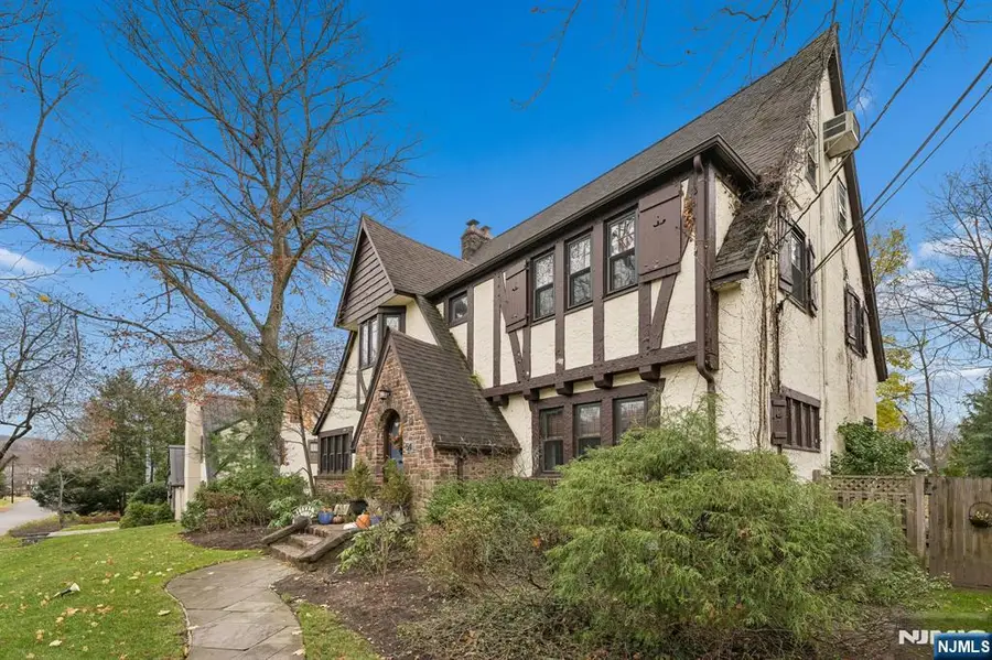 54 Joyce Road, Tenafly, NJ 07670 - Image #2