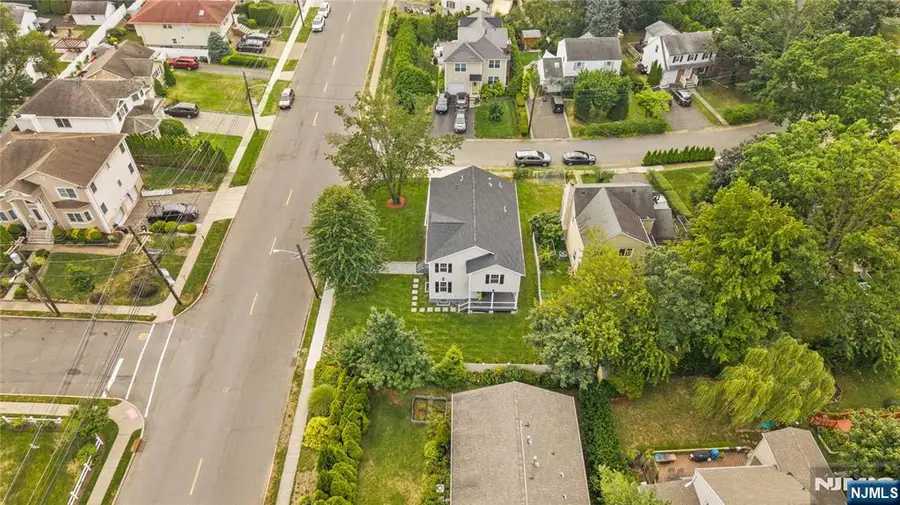 24 Ryder Road, Fair Lawn, NJ 07410 - Image #3