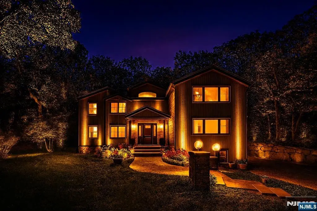 206 Peterson Place, Ramsey, NJ 07446 - Image #1