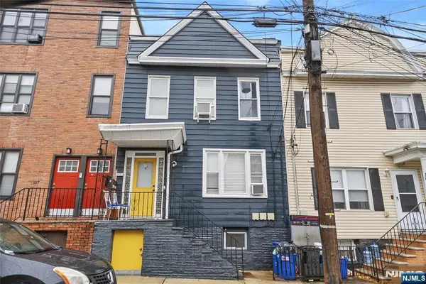 137A Dekalb Avenue, Jersey City, NJ 07306