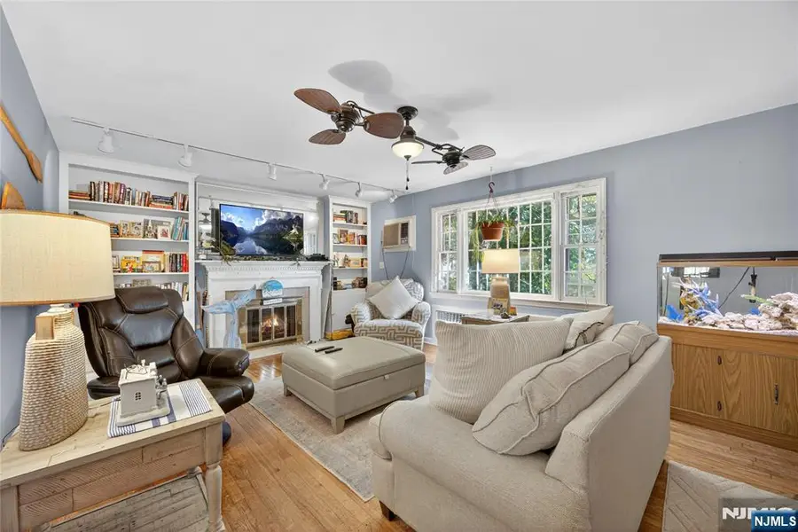 370 Goffle Road, Hawthorne, NJ 07506 - Image #3