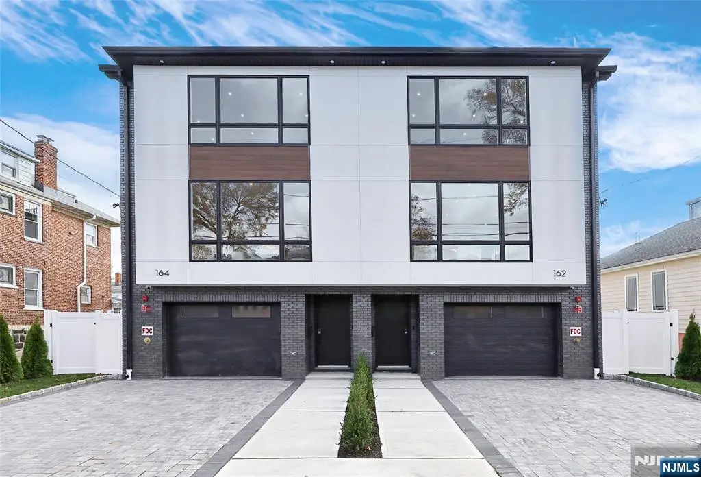 164 Oakwood Avenue, Cliffside Park, NJ 07010 - Image #1