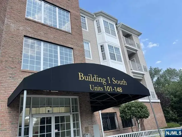 132 Cory Lane 132, Elmwood Park, NJ 07407 - Image #2