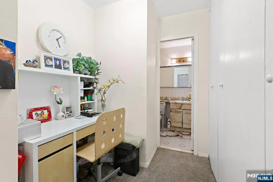 6040 Boulevard E 32N, West New York, NJ 07093 - Image #2