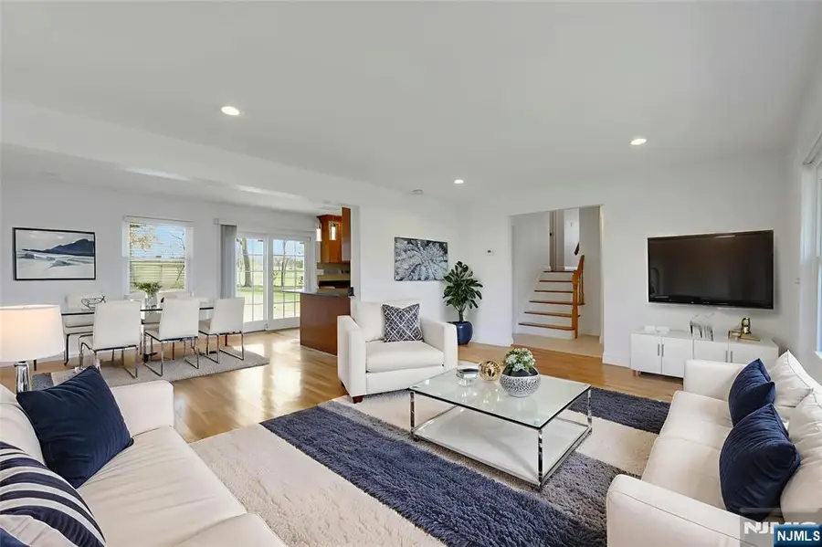 117 Brookview Terrace, Bergenfield, NJ 07621 - #3