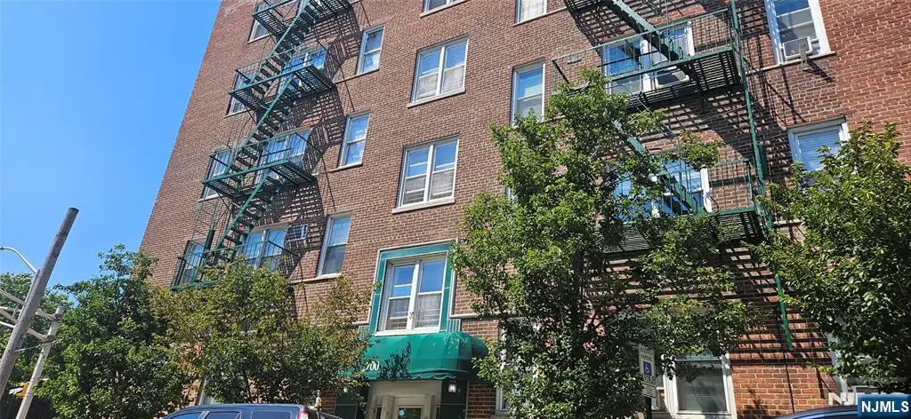 1700 Kennedy Boulevard 31, Union City, NJ 07087 - Image #1