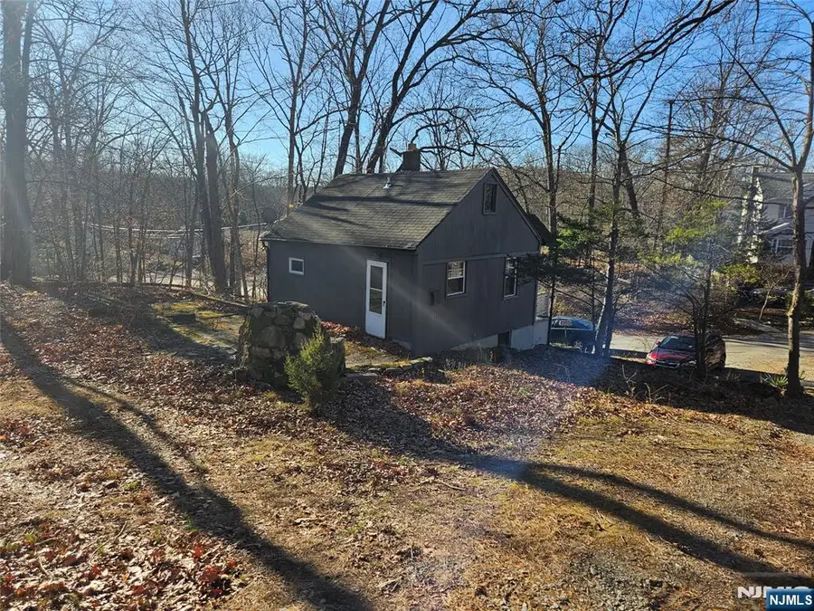 3 Elm Street, Haskell, NJ 07420 - Image #3