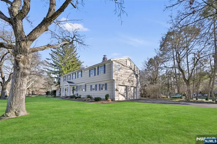86 Lincoln Terrace, Harrington Park, NJ 07640 - Image #2