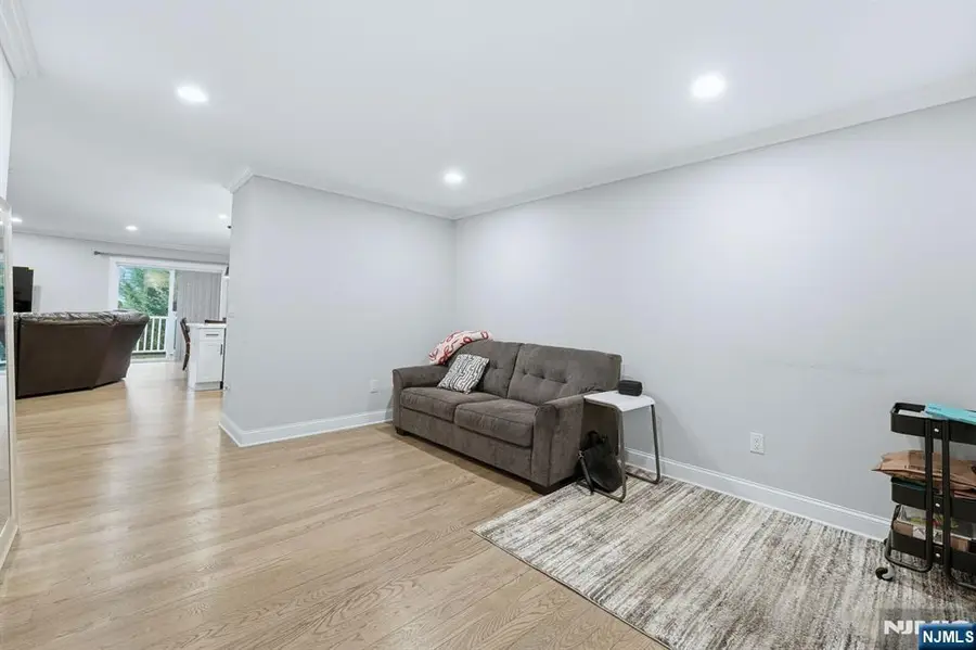 15 Rector Avenue 2, Woodbridge, NJ 07095 - Image #3