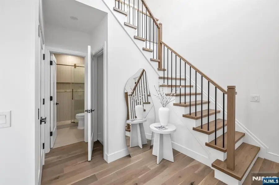 285 Wayne Avenue, River Edge, NJ 07661 - Image #3