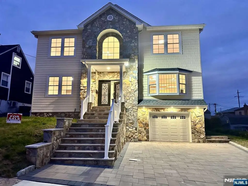 178 Leonard Place, North Arlington, NJ 07031 - Image #1