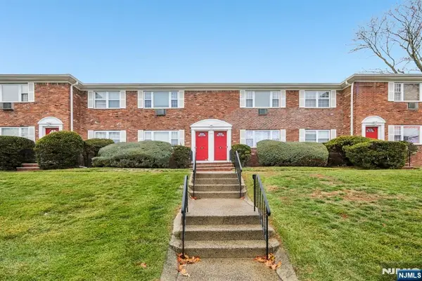 30 Atherton Court 103, Wayne, NJ 07470