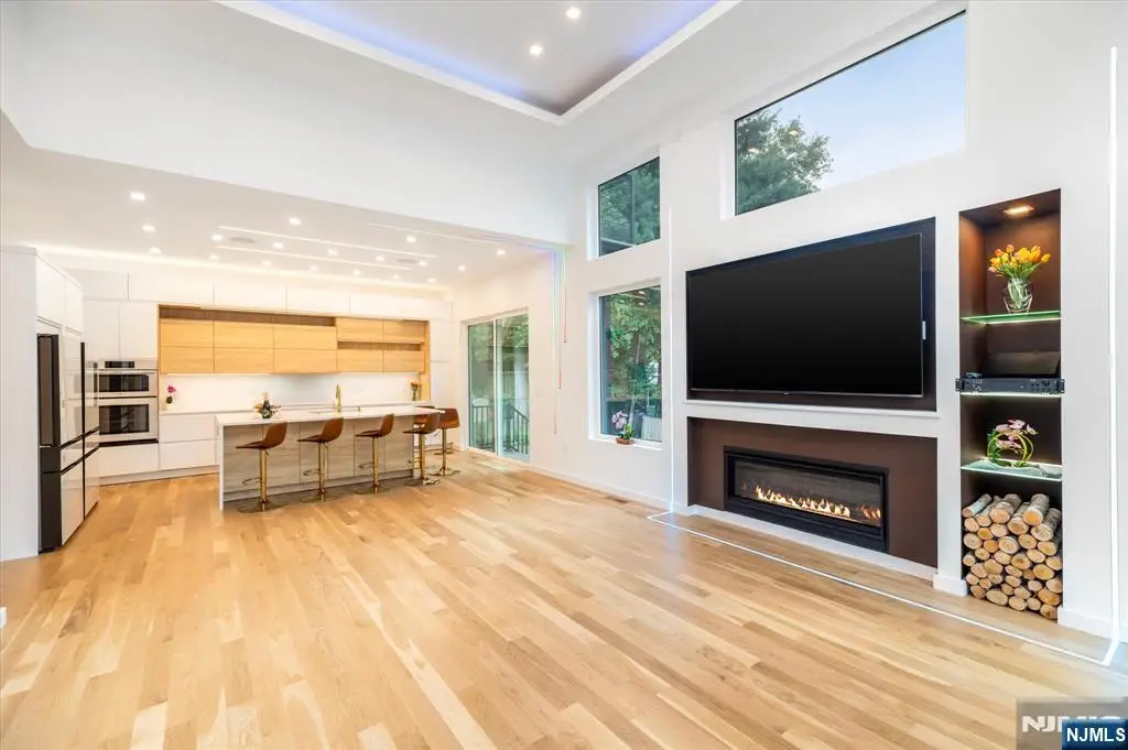 145 Midwood Road, Glen Rock, NJ 07452 - Image #1