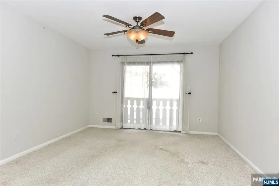 3707 Mark Twain Way, Mahwah, NJ 07430 - Image #3