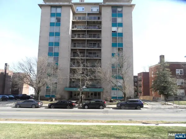 276 Prospect Street, East Orange, NJ 07017