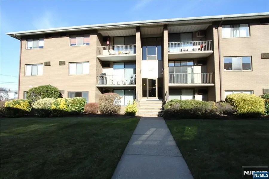 462 A Liberty Street 202, Little Ferry, NJ 07643 - Image #2