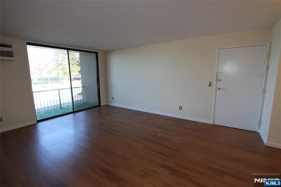 462 A Liberty Street 202, Little Ferry, NJ 07643 - Image #3