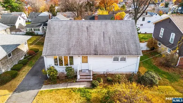 33 Graydon Terrace, Clifton, NJ 07013