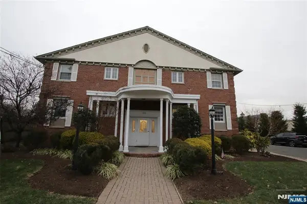 206 Main Street, Millburn, NJ 07041