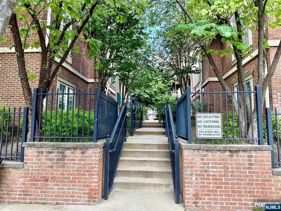 200 Dey Street 262, Harrison, NJ 07029 - Image #2