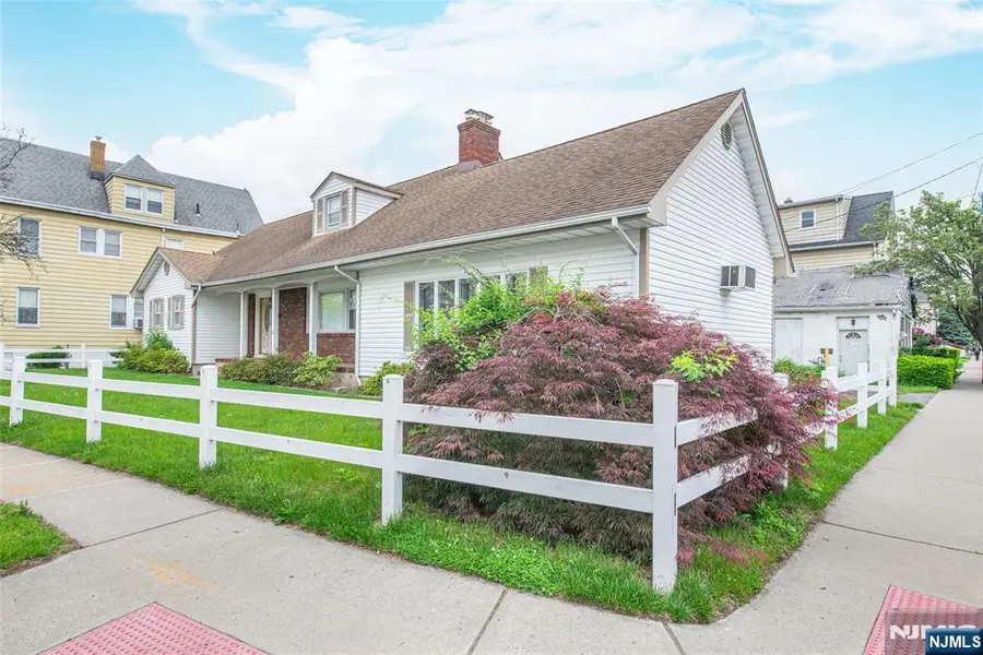 84 Locust Avenue, Wallington, NJ 07057 - #2