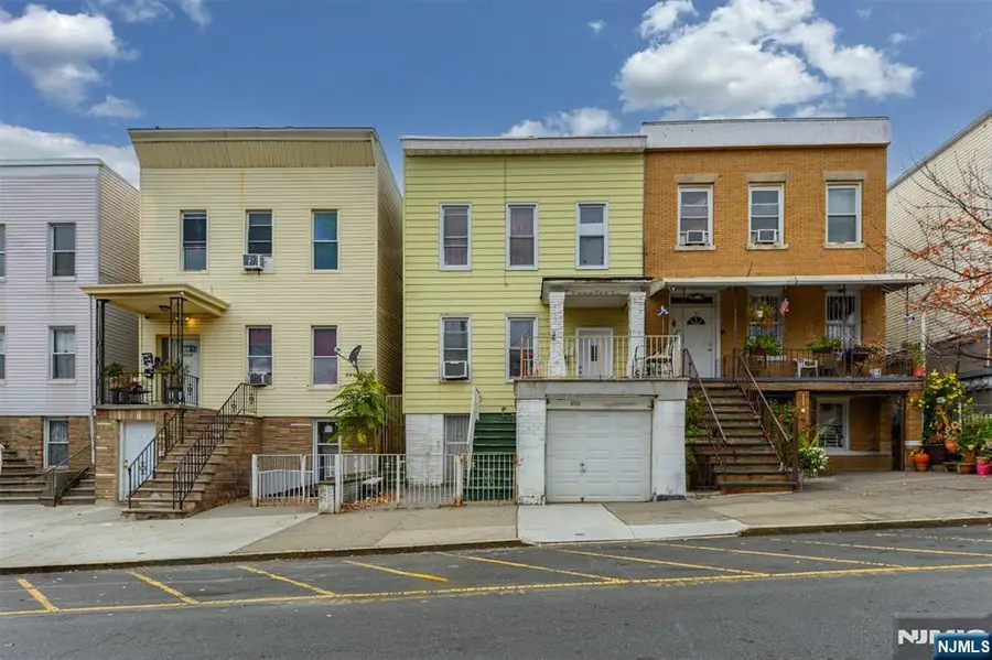 6511 Hudson Avenue, West New York, NJ 07093 - Image #2