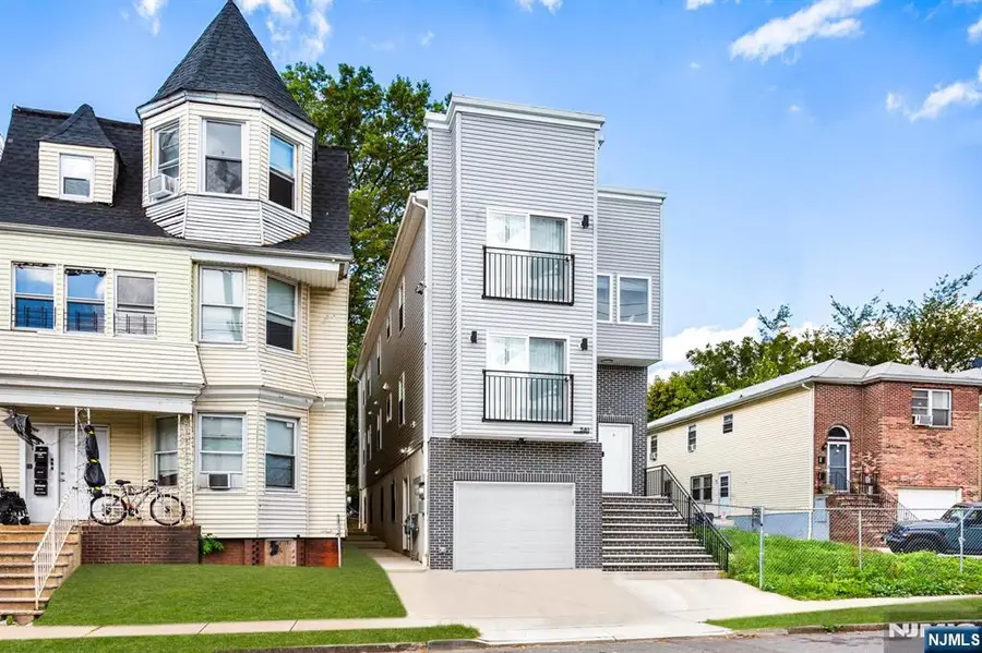 581 Bergen Street, Newark, NJ 07108 - Image #2