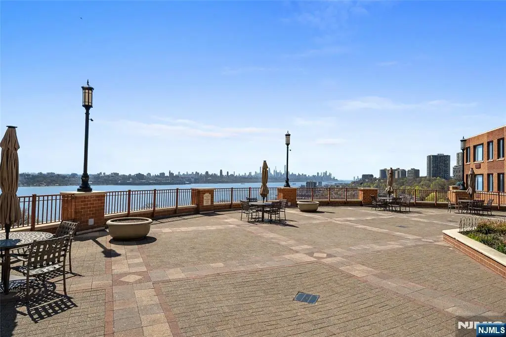 100 Old Palisade Road 3013, Fort Lee, NJ 07024 - Image #1