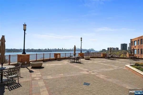 100 Old Palisade Road 3013, Fort Lee, NJ 07024