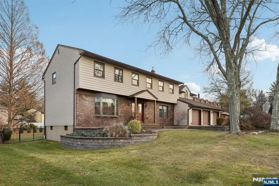 7 Welsh Court, Wayne, NJ 07470 - Image #3