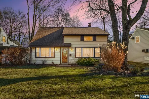 41 Hunterdon Road, West Orange, NJ 07052