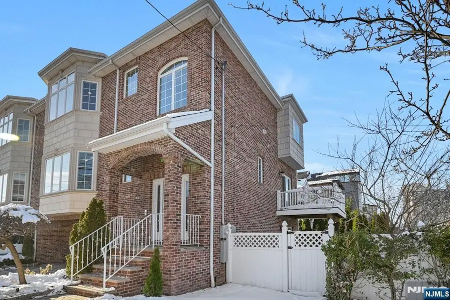 1545 12th Street, Fort Lee, NJ 07024 - Image #2