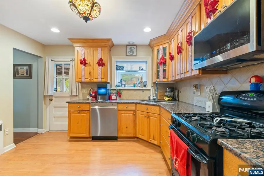 1264 Ringwood Avenue, Pompton Lakes, NJ 07442 - Image #3