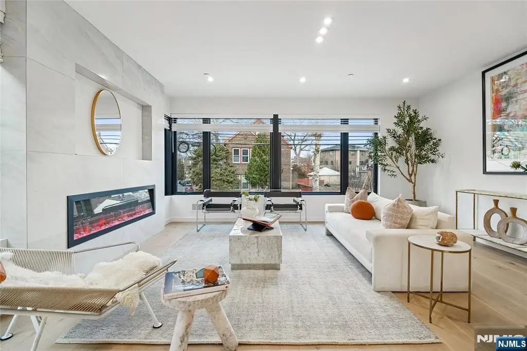 426 Aurora Avenue, Cliffside Park, NJ 07010 - Image #1