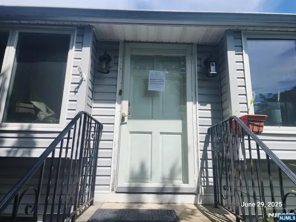 11 Huron Place, Denville Township, NJ 07834