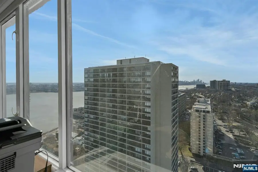 6 Horizon Road 2602, Fort Lee, NJ 07024 - Image #2
