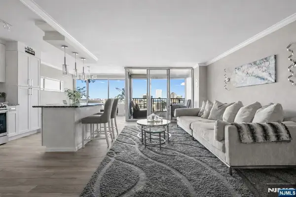 6 Horizon Road 2809, Fort Lee, NJ 07024