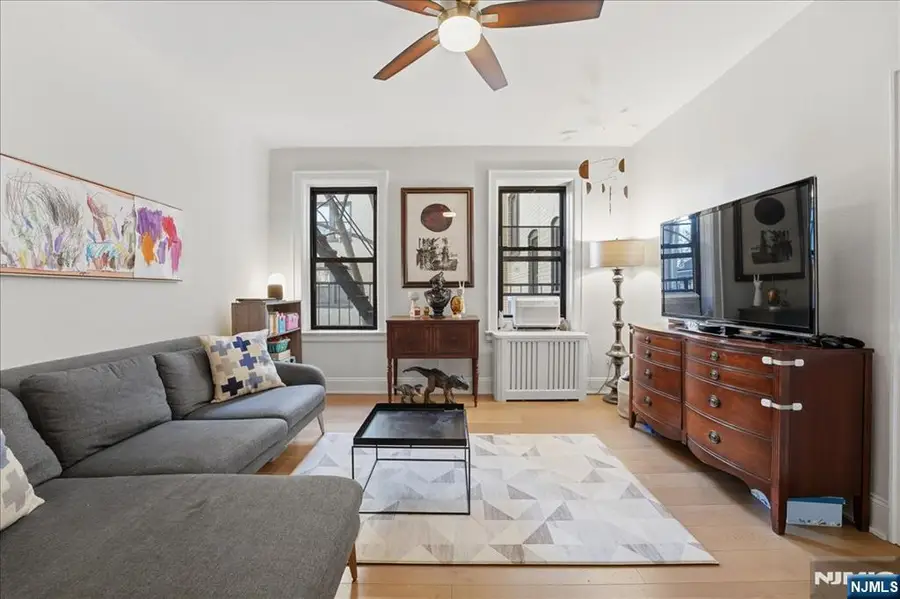 107 Kensington Avenue 204a, Jersey City, NJ 07304 - Image #2