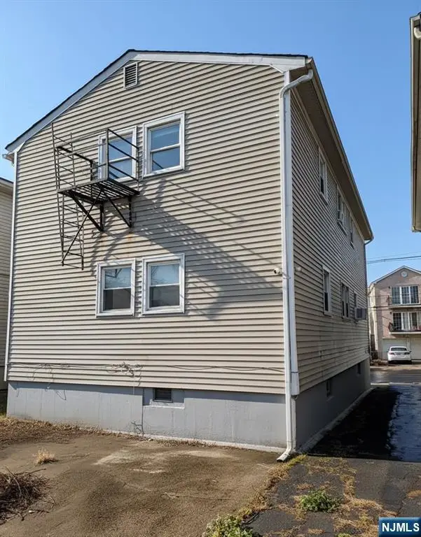 178 Fabyan Place, Newark, NJ 07112 - #2