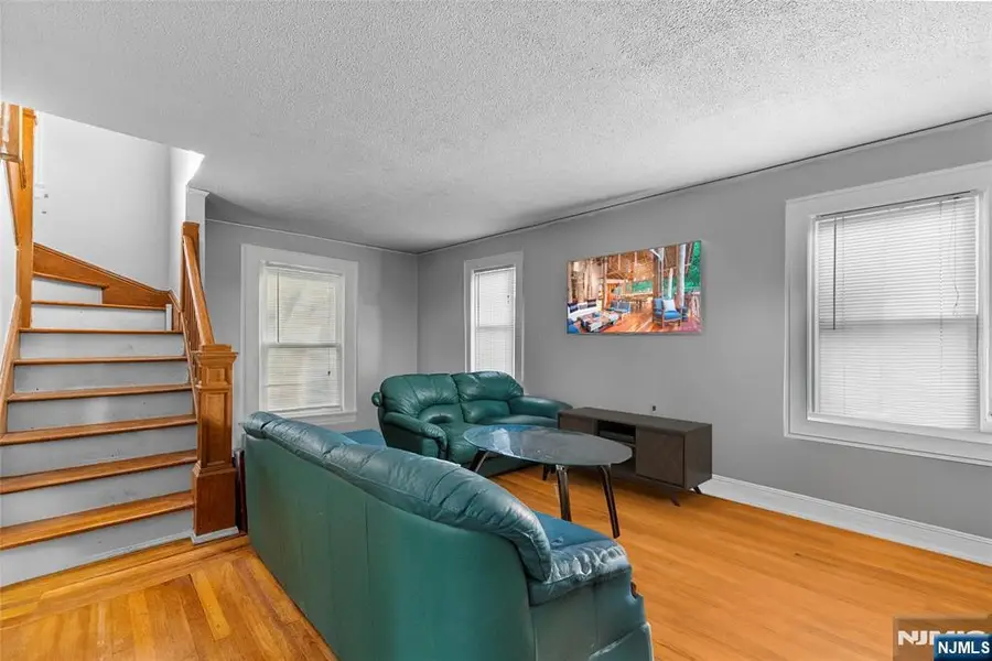 43 Esmond Place, Tenafly, NJ 07670 - Image #3