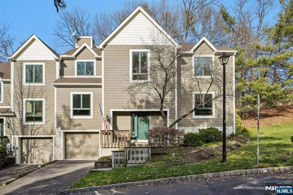 51 Mill Pond 51, Woodland Park, NJ 07424 - Image #1
