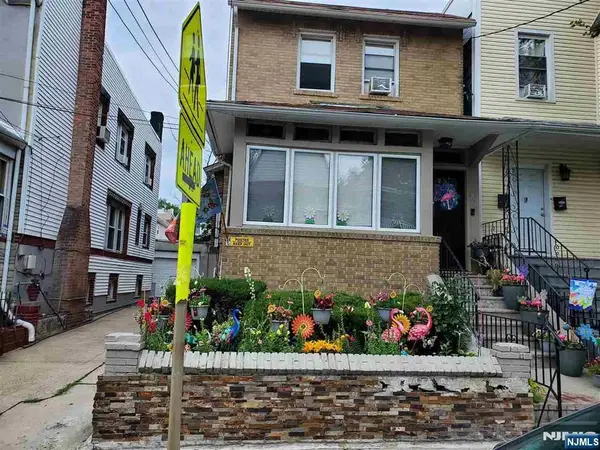 232 Wilkinson Avenue, Jersey City, NJ 07305