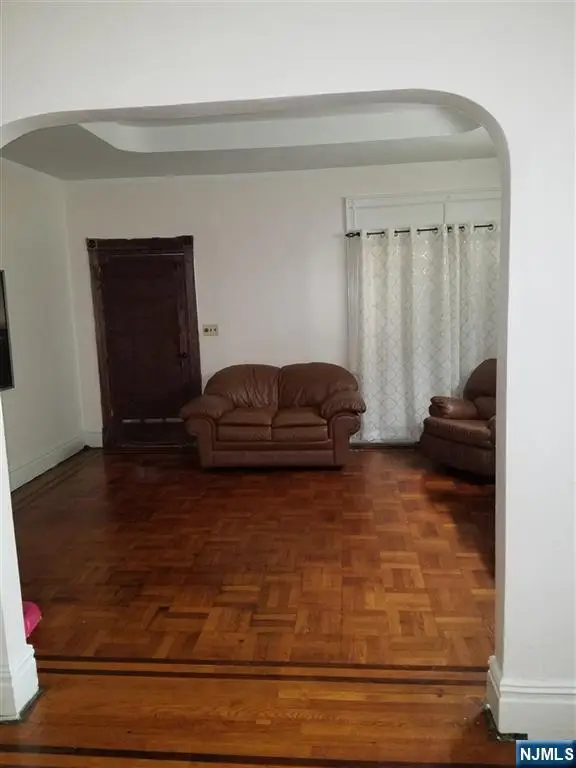232 Wilkinson Avenue, Jersey City, NJ 07305 - Image #3