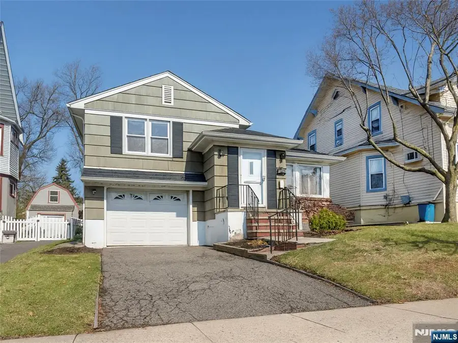 121 Woodland Avenue, Rutherford, NJ 07070 - Image #2